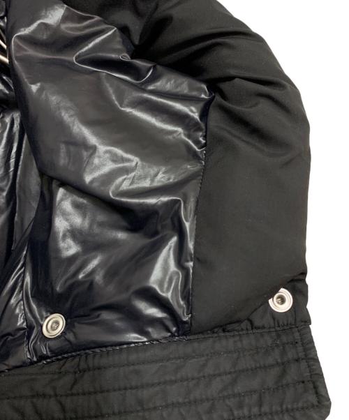 ARMANI EXCHANGE（アルマーニ エクスチェンジ）ARMANI EXCHANGE (アルマーニ エクスチェンジ) A|Xロゴ フーディパファージャケット ブラック サイズ:Sの古着・服飾アイテム
