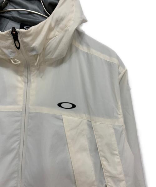 OAKLEY（オークリー）OAKLEY (オークリー) FLEXIBLE WIND オフホワイト サイズ:M 未使用品の古着・服飾アイテム