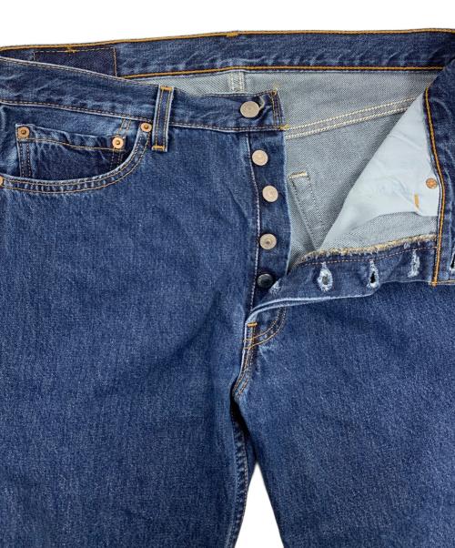 LEVI'S（リーバイス）LEVI'S (リーバイス) デニムパンツ ブルー サイズ:33×32の古着・服飾アイテム
