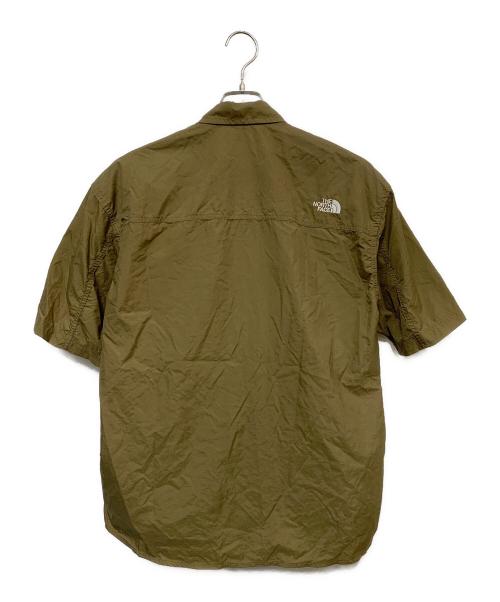 THE NORTH FACE（ザ ノース フェイス）THE NORTH FACE (ザ ノース フェイス) ショートスリーブヌプシシャツ ベージュ サイズ:Mの古着・服飾アイテム