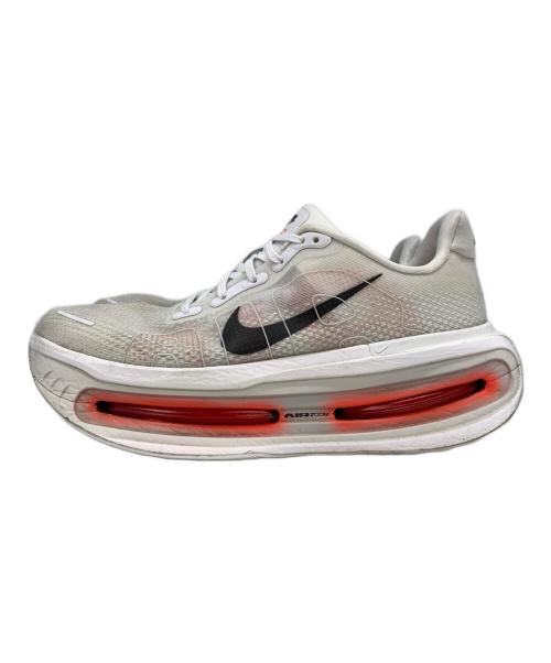 NIKE（ナイキ）NIKE (ナイキ) VOMERO PREMIUM ホワイト×レッド サイズ:27.5の古着・服飾アイテム