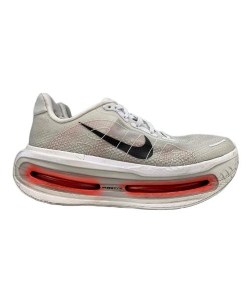 NIKE（ナイキ）NIKE (ナイキ) VOMERO PREMIUM ホワイト×レッド サイズ:27.5の古着・服飾アイテム