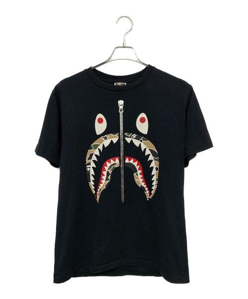 BAPE BY A BATHING APE（ベイプバイアベイシングエイプ）BAPE BY A BATHING APE (ベイプバイアベイシングエイプ) シャークT ブラック サイズ:Mの古着・服飾アイテム