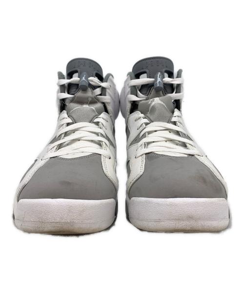 NIKE（ナイキ）NIKE (ナイキ) AIR JORDAN 6 RETRO ホワイト×グレー サイズ:27の古着・服飾アイテム