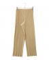 PLEATS PLEASE（プリーツプリーズ）の古着「プリーツパンツ」｜ベージュ