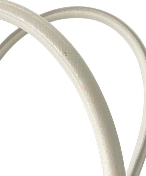 PRADA（プラダ）PRADA (プラダ) ハンドバッグ ホワイト×ベージュの古着・服飾アイテム