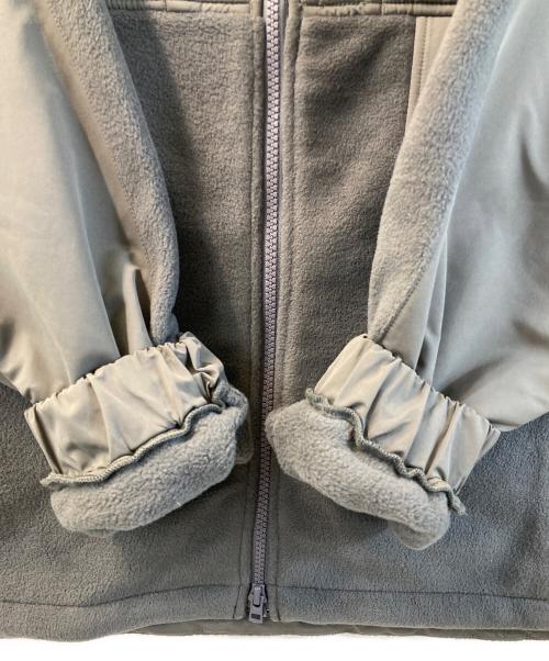 Y(dot) BY NORDISK（ワイドット バイ ノルディスク）Y(dot) BY NORDISK (ワイドット バイ ノルディスク) STAND NECK FLEECE JACKET グレー サイズ:Mの古着・服飾アイテム