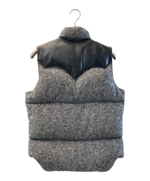 RockyMountainFeatherBed（ロッキーマウンテンフェザーベッド）RockyMountainFeatherBed (ロッキーマウンテンフェザーベッド) ツイードダウンベスト ブラック×グレー サイズ:38の古着・服飾アイテム