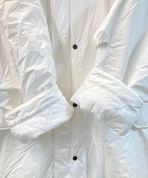 77CRCA（ナナナナサーカ）77CRCA (ナナナナサーカ) WILD THINGS (ワイルドシングス) モンスターパーカー ホワイト サイズ:XXLの古着・服飾アイテム