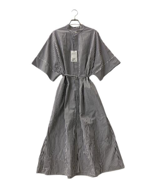 LOEFF（ロエフ）LOEFF (ロエフ) バンドカラーシャツワンピース ホワイト×ブラック サイズ:1 未使用品の古着・服飾アイテム