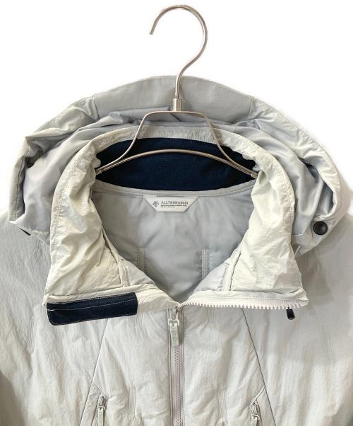 DESCENTE ALLTERRAIN（デザイント オルテライン）Descente ALLTERRAIN (デザイント オルテライン) AIRFLAKE PARKA グレー サイズ:Mの古着・服飾アイテム