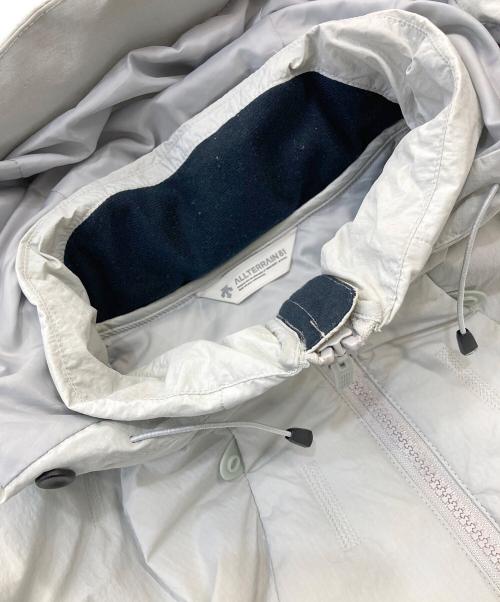 DESCENTE ALLTERRAIN（デザイント オルテライン）Descente ALLTERRAIN (デザイント オルテライン) AIRFLAKE PARKA グレー サイズ:Mの古着・服飾アイテム