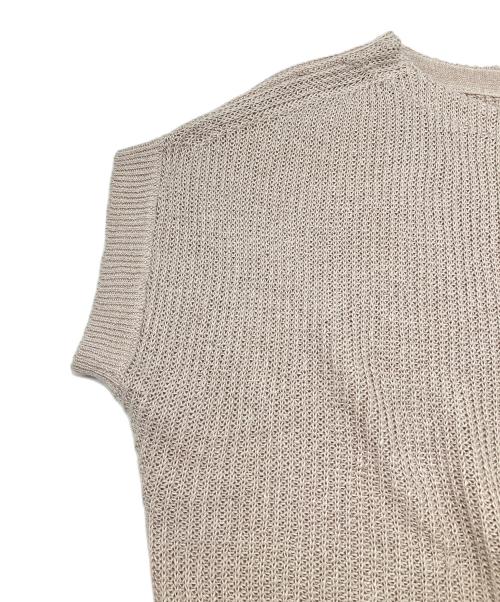 BEARDSLEY（ビアズリー）BEARDSLEY (ビアズリー) ノースリーブブラウス ベージュ サイズ:Fの古着・服飾アイテム