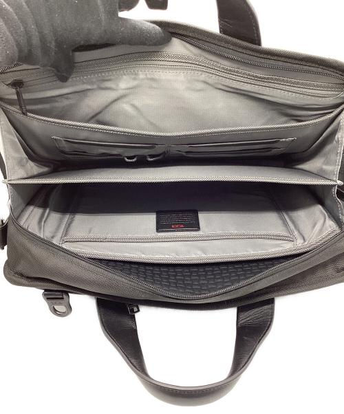 TUMI（トゥミ）TUMI (トゥミ) スリム・スリーウェイ・ブリーフ ブラックの古着・服飾アイテム