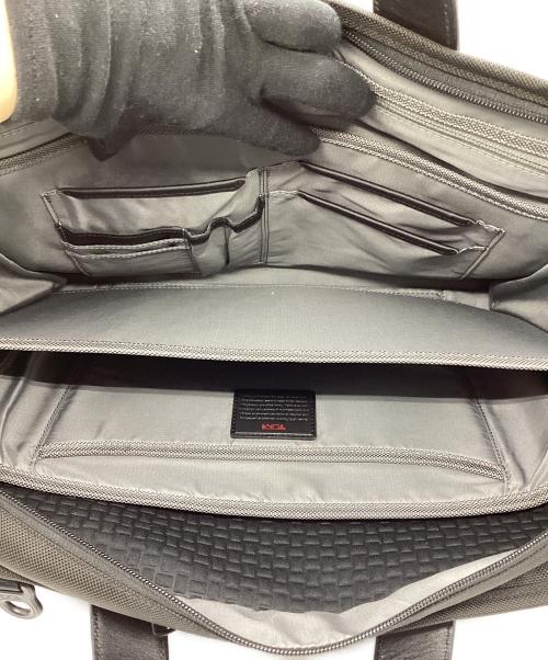 TUMI（トゥミ）TUMI (トゥミ) スリム・スリーウェイ・ブリーフ ブラックの古着・服飾アイテム
