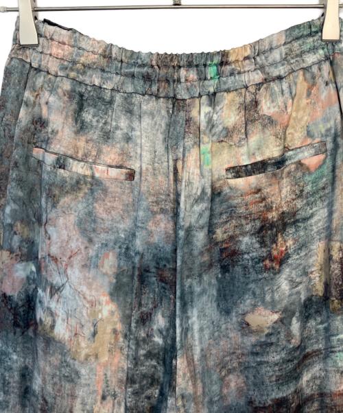 heliopole（エリオポール）heliopole (エリオポール) heliopole ORFEO STAMPA CUPRO PANTs マルチカラー サイズ:36 未使用品の古着・服飾アイテム