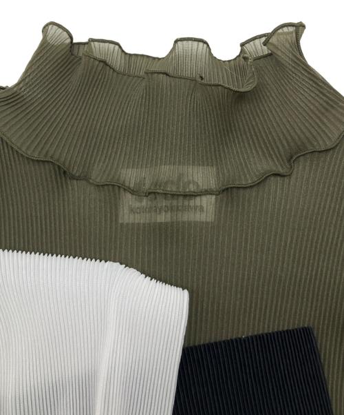 kotohayokozawa（コトハヨコザワ）kotohayokozawa (コトハヨコザワ) ギャザーカットソー グリーン×ブラック サイズ:不明の古着・服飾アイテム