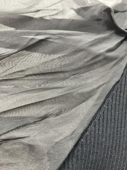 Loulou Willoughby（ルルウィルビー）Loulou Willoughby (ルルウィルビー) 袖バルーンチュールリブカットソ- ブラック サイズ:2 未使用品の古着・服飾アイテム