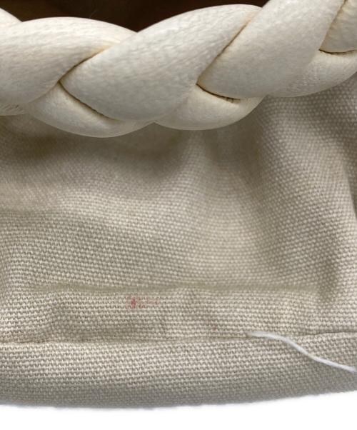 HEREU（ヘリュー）HEREU (ヘリュー) ショルダーバッグ ベージュの古着・服飾アイテム