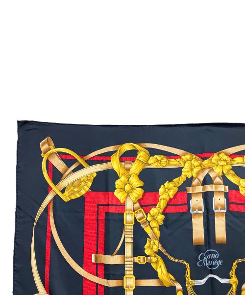 HERMES（エルメス）HERMES (エルメス) カレ90 grand manege シルクスカーフ ブラック×ゴールド サイズ:90×90の古着・服飾アイテム