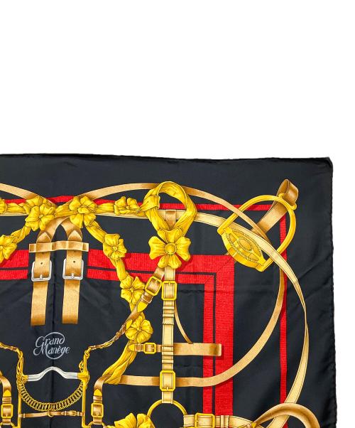 HERMES（エルメス）HERMES (エルメス) カレ90 grand manege シルクスカーフ ブラック×ゴールド サイズ:90×90の古着・服飾アイテム
