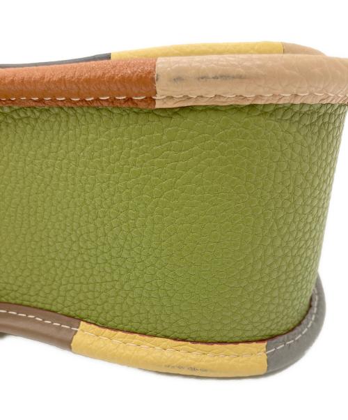 COACH（コーチ）COACH (コーチ) ウェイビー ディンキー バッグ/2WAYショルダーバッグ オリーブの古着・服飾アイテム