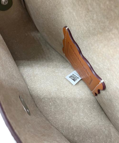 COACH（コーチ）COACH (コーチ) ウェイビー ディンキー バッグ/2WAYショルダーバッグ オリーブの古着・服飾アイテム