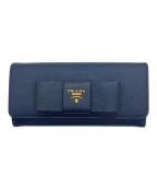 PRADAプラダ）の古着「長財布」｜ブルー