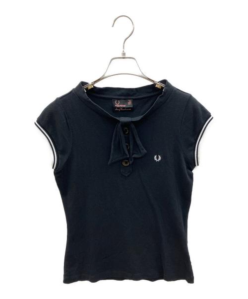FRED PERRY（フレッドペリー）FRED PERRY (フレッドペリー) AMY WINEHOUSE (アイミー・ワインハウス) 半袖カットソー ブラック サイズ:USA/6の古着・服飾アイテム