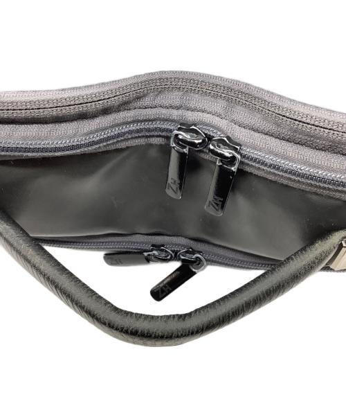 ZERO HALLIBURTON（ゼロ ハリバートン）ZERO HALLIBURTON (ゼロ ハリバートン) リュック グレーの古着・服飾アイテム