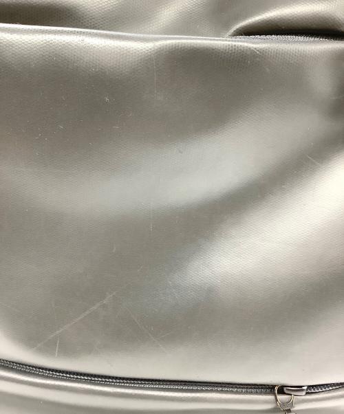 ZERO HALLIBURTON（ゼロ ハリバートン）ZERO HALLIBURTON (ゼロ ハリバートン) リュック グレーの古着・服飾アイテム