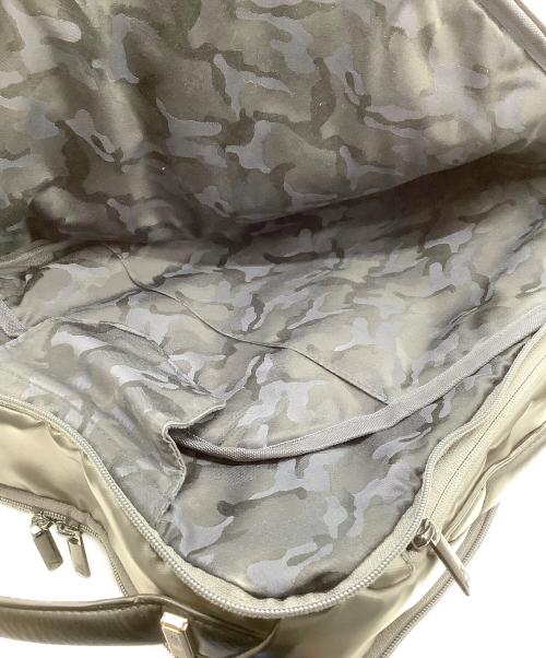 ZERO HALLIBURTON（ゼロ ハリバートン）ZERO HALLIBURTON (ゼロ ハリバートン) リュック グレーの古着・服飾アイテム