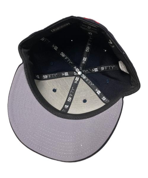 SUPREME（シュプリーム）SUPREME (シュプリーム) New Era (ニューエラ) 18FW Classic Script Cap ネイビー サイズ:7 1/4の古着・服飾アイテム