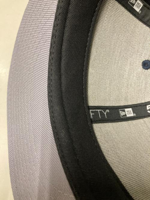 SUPREME（シュプリーム）SUPREME (シュプリーム) New Era (ニューエラ) 18FW Classic Script Cap ネイビー サイズ:7 1/4の古着・服飾アイテム