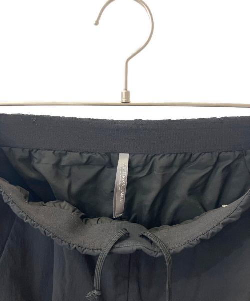 ARC'TERYX VEILANCE（アークテリクス ヴェイランス）ARC'TERYX VEILANCE (アークテリクス ヴェイランス) mionn is pant / ナイロンパンツ ブラック サイズ:XSの古着・服飾アイテム