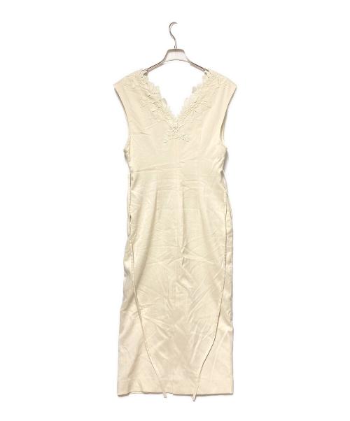 JUSGLITTY（ジャスグリッティー）JUSGLITTY (ジャスグリッティー) レースVネックジャンパースカート アイボリー サイズ:Sの古着・服飾アイテム