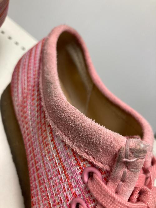 BoTT（ボット）BoTT (ボット) CLARKS (クラークス) ワラビー / レザーシューズ ピンク サイズ:US9.5Mの古着・服飾アイテム
