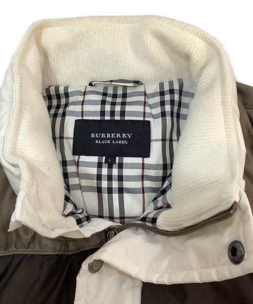 BURBERRY BLACK LABEL（バーバリーブラックレーベル）BURBERRY BLACK LABEL (バーバリーブラックレーベル) ダウンジャケット ホワイト×ブラウン サイズ:Lの古着・服飾アイテム