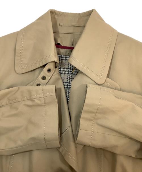 BURBERRY BLUE LABEL（バーバリーロンドンブルーレーベル）BURBERRY BLUE LABEL (バーバリーロンドンブルーレーベル) ライナー付コート ベージュ サイズ:40の古着・服飾アイテム