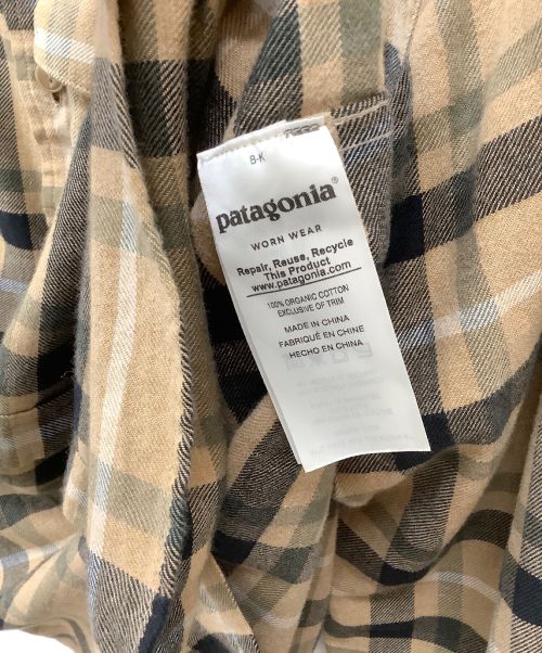 Patagonia（パタゴニア）Patagonia (パタゴニア) 長袖シャツ ベージュ サイズ:Sの古着・服飾アイテム