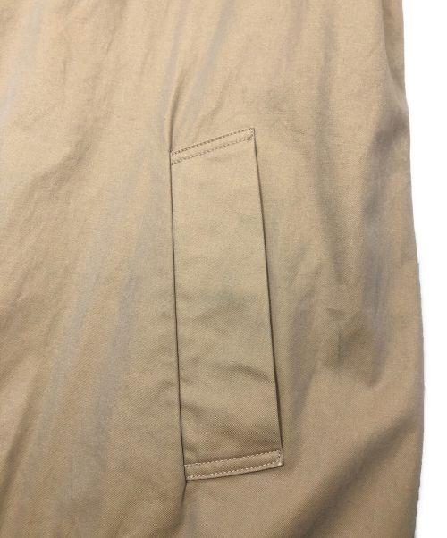 universal tissu（ユニバーサルティシュ）universal tissu (ユニバーサルティシュ) コート ベージュ サイズ:１の古着・服飾アイテム