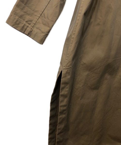 universal tissu（ユニバーサルティシュ）universal tissu (ユニバーサルティシュ) コート ベージュ サイズ:１の古着・服飾アイテム