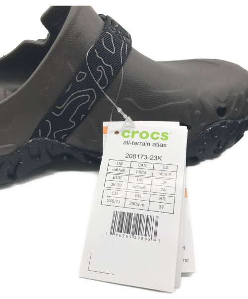 crocs（クロックス）crocs (クロックス) サンダル ブラウン サイズ:24 未使用品の古着・服飾アイテム
