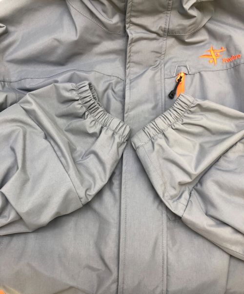 FOX FIRE（フォックスファイヤー）FOX FIRE (フォックスファイヤー) マウンテンパーカー ライトグレー サイズ:Mの古着・服飾アイテム