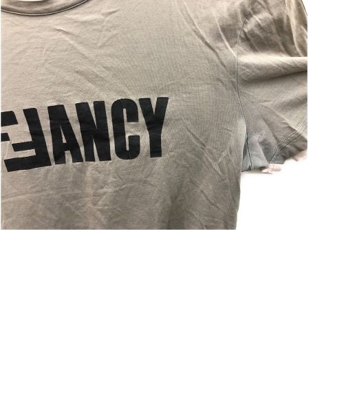 FENDI（フェンディ）FENDI (フェンディ) プリントTシャツ グレー×ベージュ サイズ:Mの古着・服飾アイテム