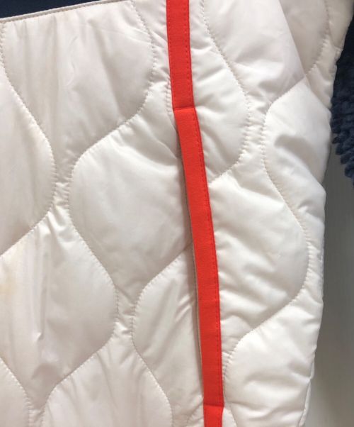 NIKE（ナイキ）NIKE (ナイキ) ボアフリース キルティングジャケット ネイビー×アイボリー サイズ:Mの古着・服飾アイテム