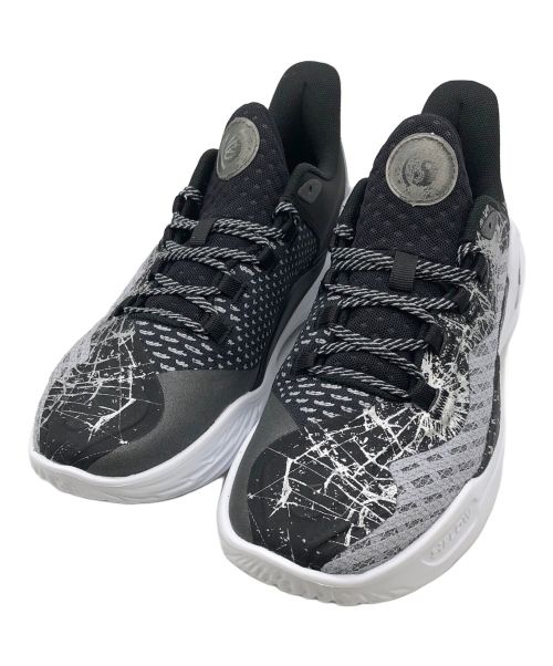 UNDER ARMOUR（アンダーアーマー）UNDER ARMOUR (アンダー アーマー) シューズ ブラック×ホワイト サイズ:26の古着・服飾アイテム