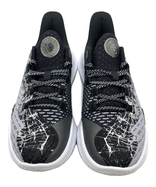 UNDER ARMOUR（アンダーアーマー）UNDER ARMOUR (アンダー アーマー) シューズ ブラック×ホワイト サイズ:26の古着・服飾アイテム