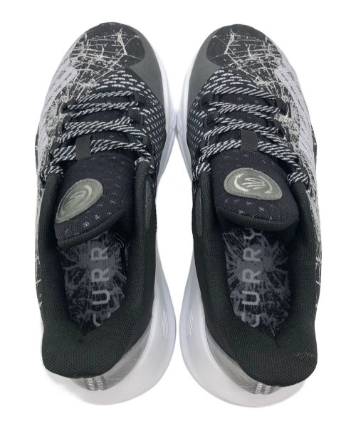 UNDER ARMOUR（アンダーアーマー）UNDER ARMOUR (アンダー アーマー) シューズ ブラック×ホワイト サイズ:26の古着・服飾アイテム