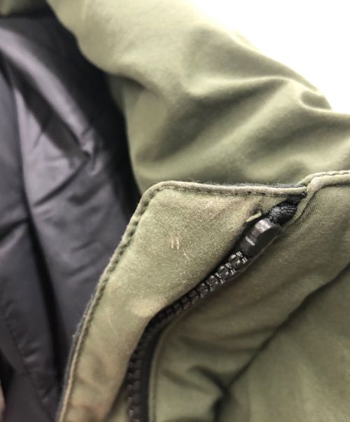 FIRST DOWN（ファーストダウン）FIRST DOWN (ファーストダウン) ダウンジャケット グリーン×ブラック サイズ:Mの古着・服飾アイテム